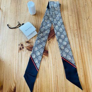Gucci Black GG Bees Silk Neck Bow